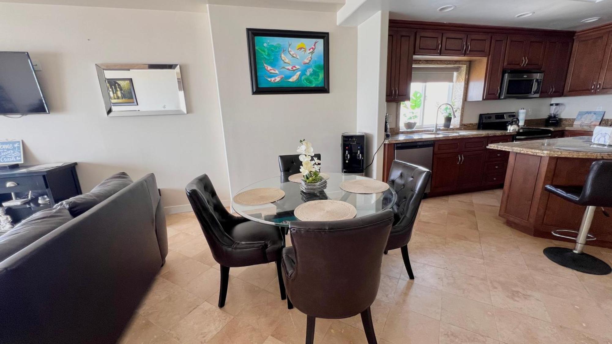 Beautiful Beach Front Condo Near Downtown Rosarito Eksteriør billede