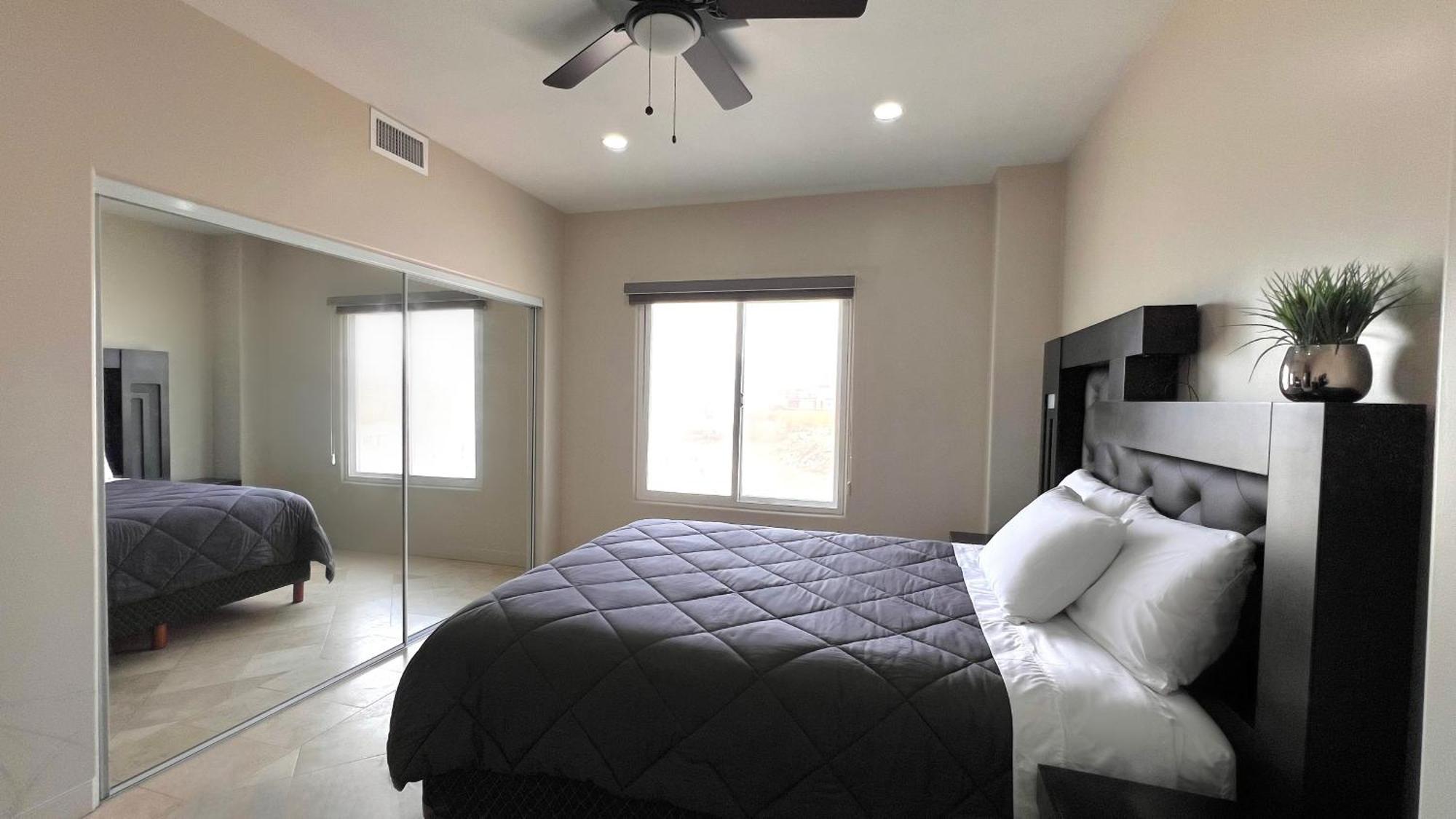 Beautiful Beach Front Condo Near Downtown Rosarito Eksteriør billede